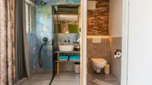 Zimmer Rosmarin Badezimmer WC