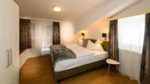 Lavendel Doppelzimmer Doppelbett